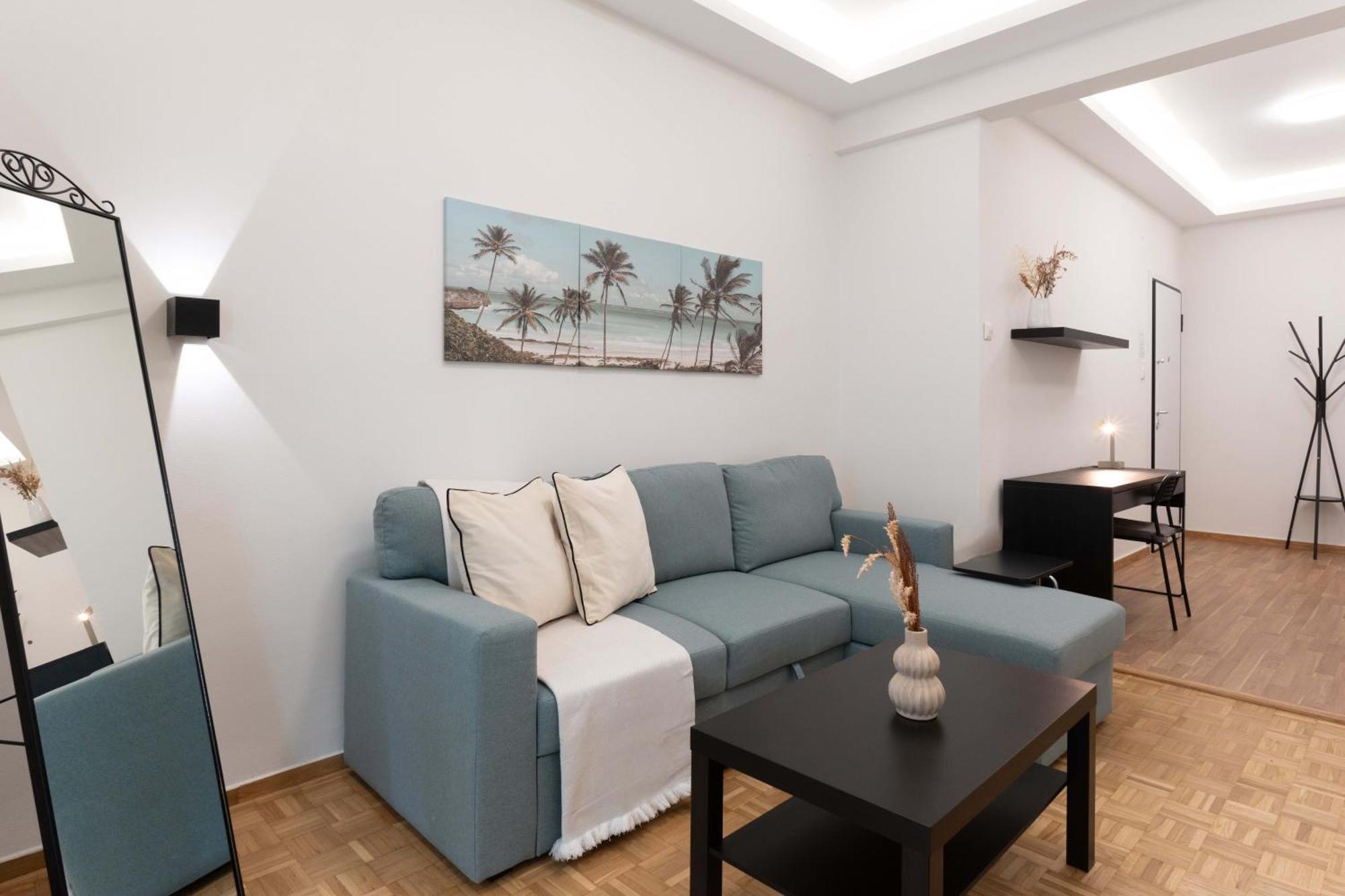 Phaedrus Living Zografou Azure Aura * Афины